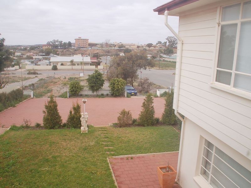 232 Cummins Street, Broken Hill NSW 2880