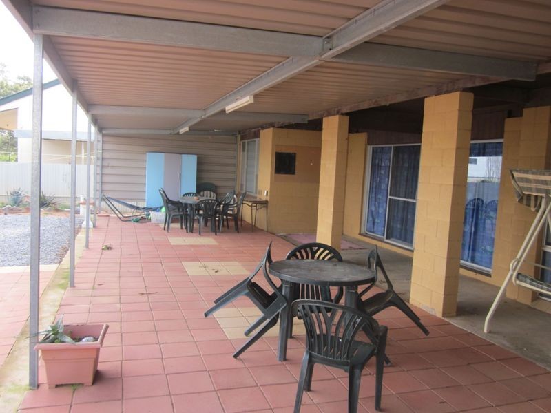 32 Kingfisher Avenue, Menindee NSW 2879