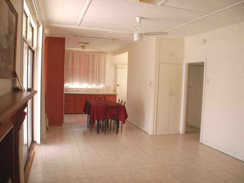 8 Central Street, Broken Hill NSW 2880