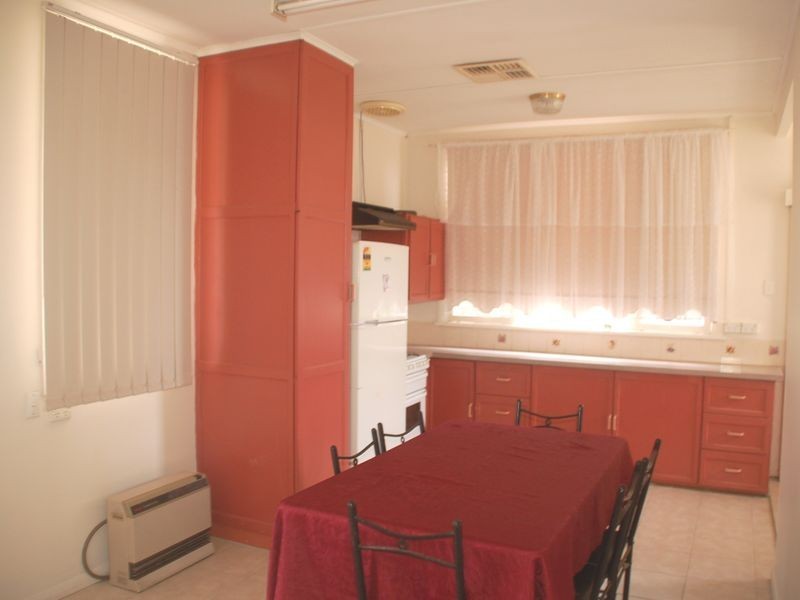8 Central Street, Broken Hill NSW 2880
