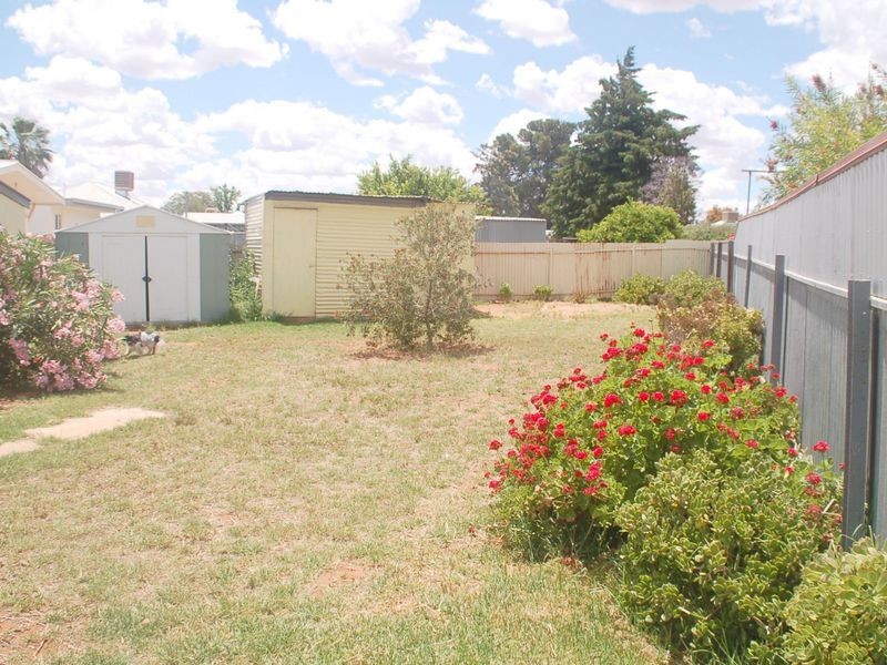 8 Central Street, Broken Hill NSW 2880