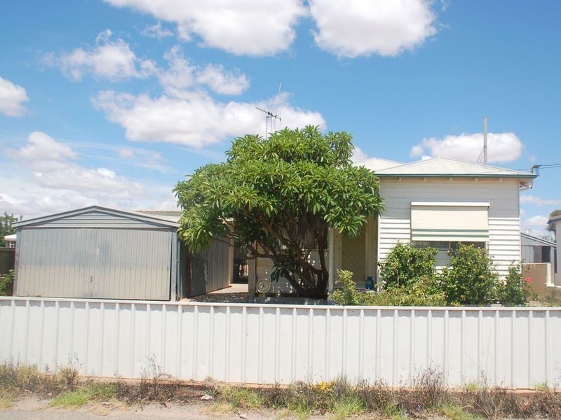 115 Gaffney Lane, Broken Hill NSW 2880