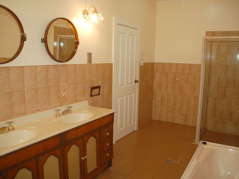 524 Uranium Street, Broken Hill NSW 2880