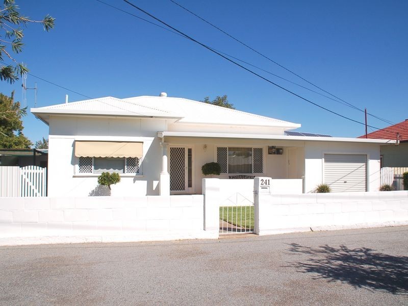 241 Jamieson Street, Broken Hill NSW 2880