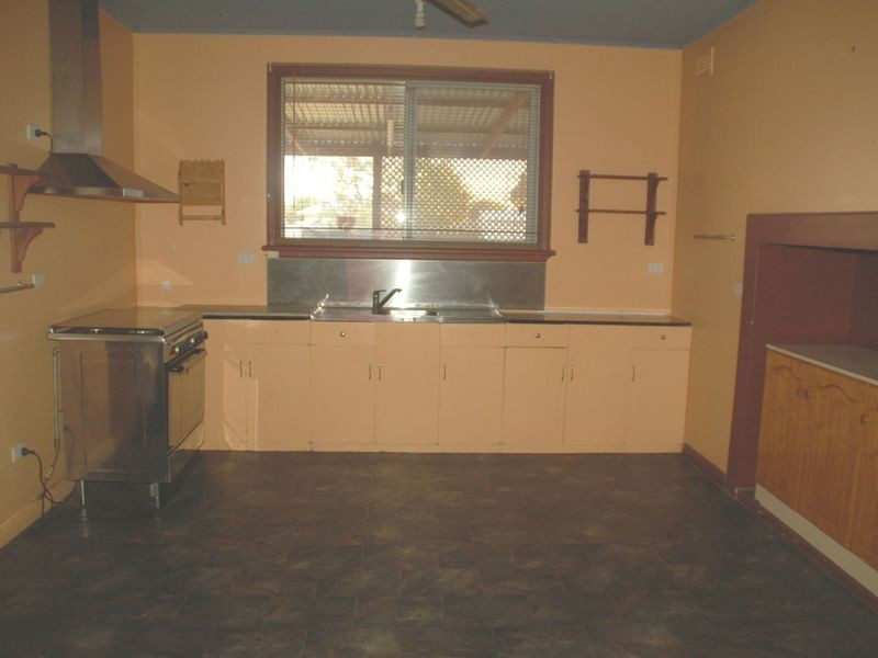 323 O’Farrell Street, Broken Hill NSW 2880