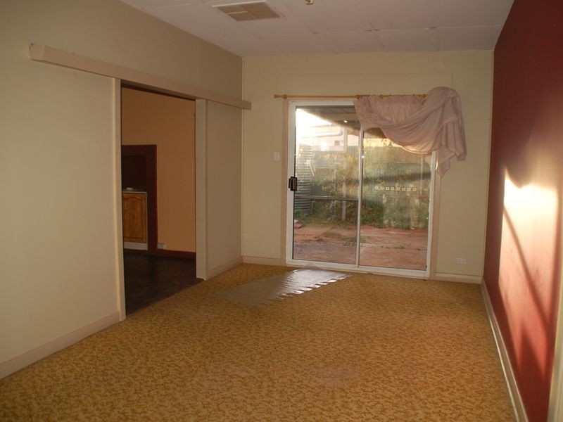 323 O’Farrell Street, Broken Hill NSW 2880