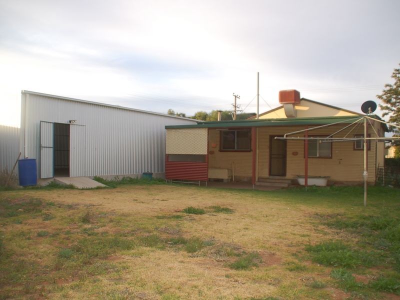 323 O’Farrell Street, Broken Hill NSW 2880