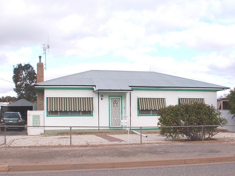 145 Knox Lane, Broken Hill NSW 2880
