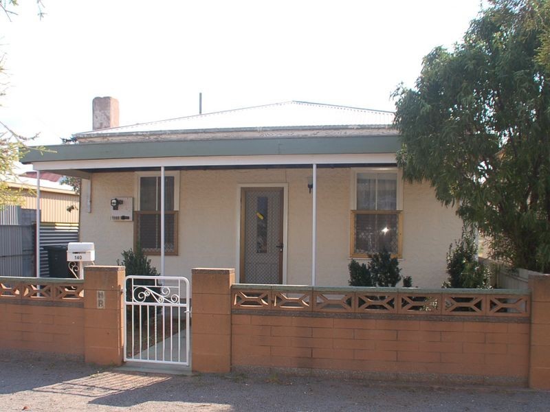 140 Piper Street, Broken Hill NSW 2880