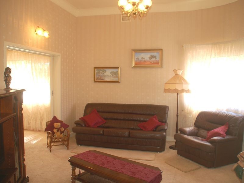 43 Gypsum Street, Broken Hill NSW 2880