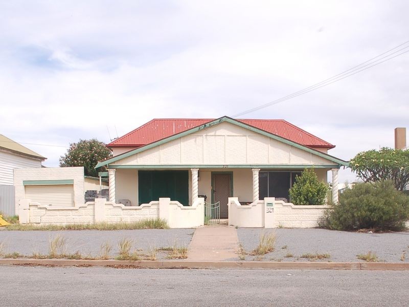 321 Piper Street, Broken Hill NSW 2880