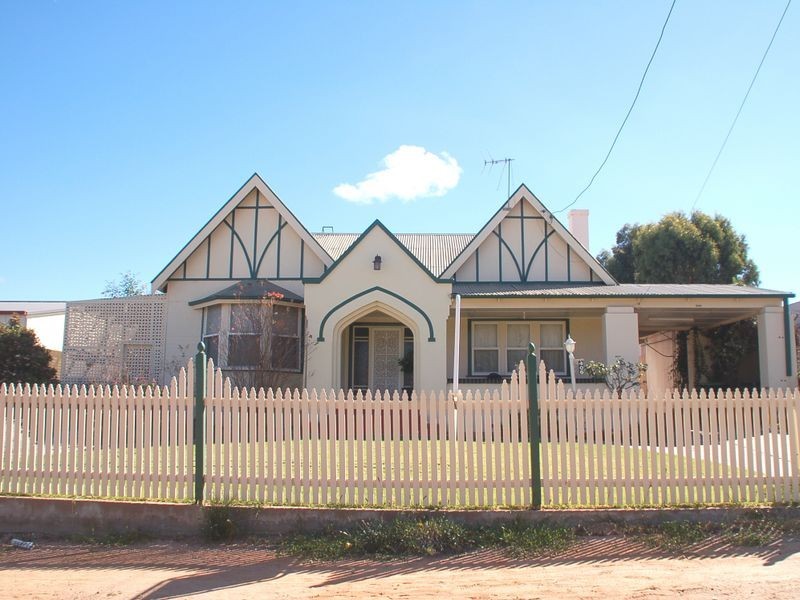 406 Thomas Street, Broken Hill NSW 2880