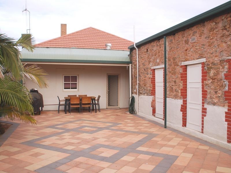 208 Rowe Street, Broken Hill NSW 2880