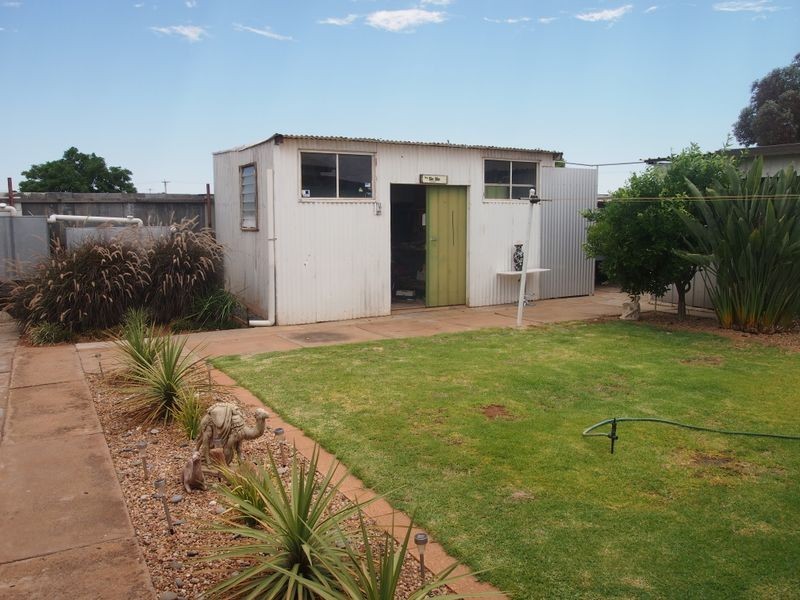 10 Casuarina Ave, Broken Hill NSW 2880