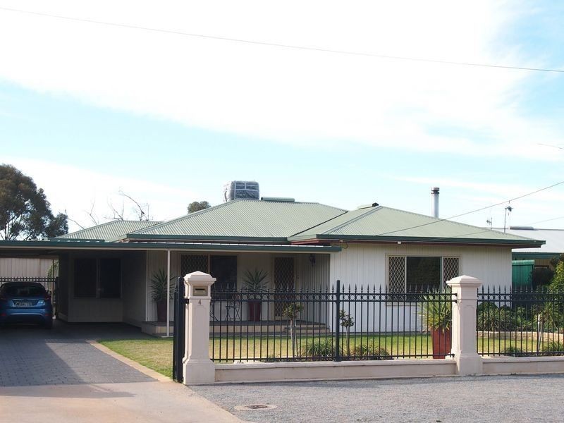 4 Brooks Street, Broken Hill NSW 2880