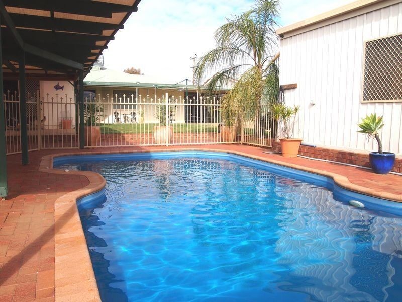 4 Brooks Street, Broken Hill NSW 2880