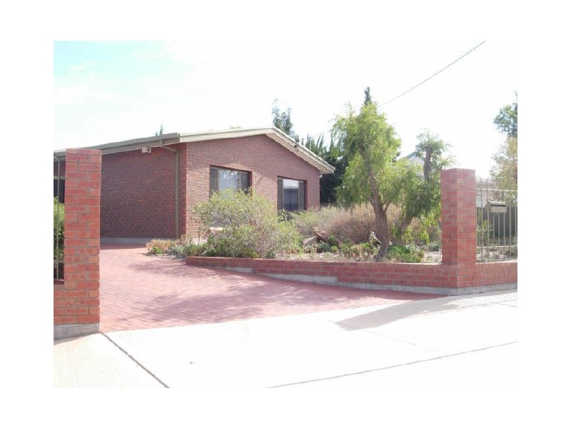 237 Hall Street, Broken Hill NSW 2880