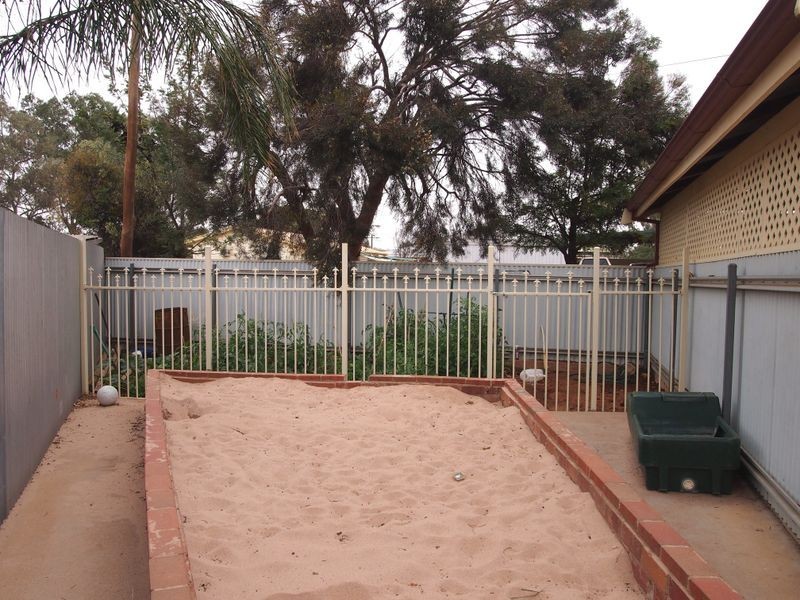 2 Campbell Street, Broken Hill NSW 2880
