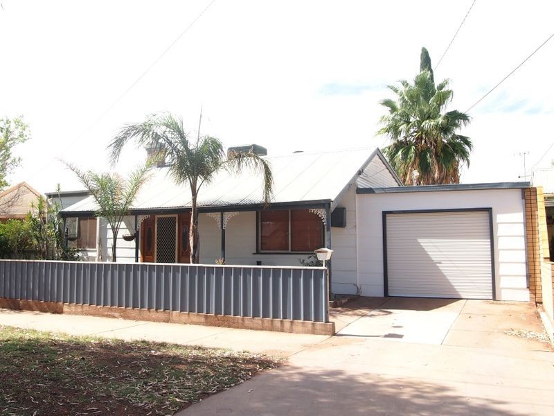 52 Nicholls Street, Broken Hill NSW 2880