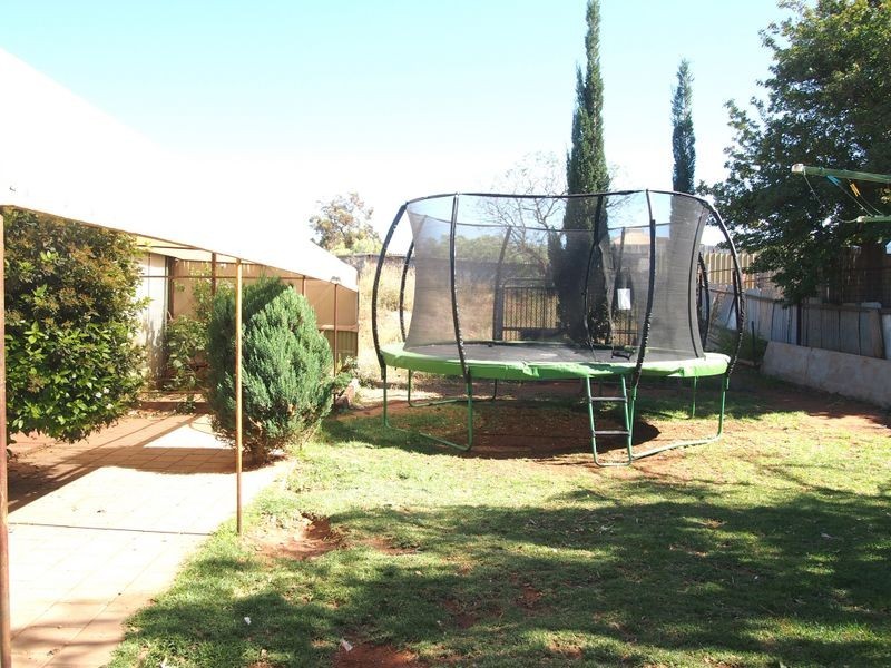 78 Wills Lane, Broken Hill NSW 2880