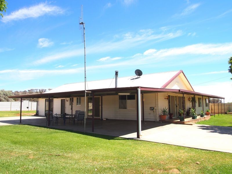 17 Racecourse Road, Broken Hill NSW 2880
