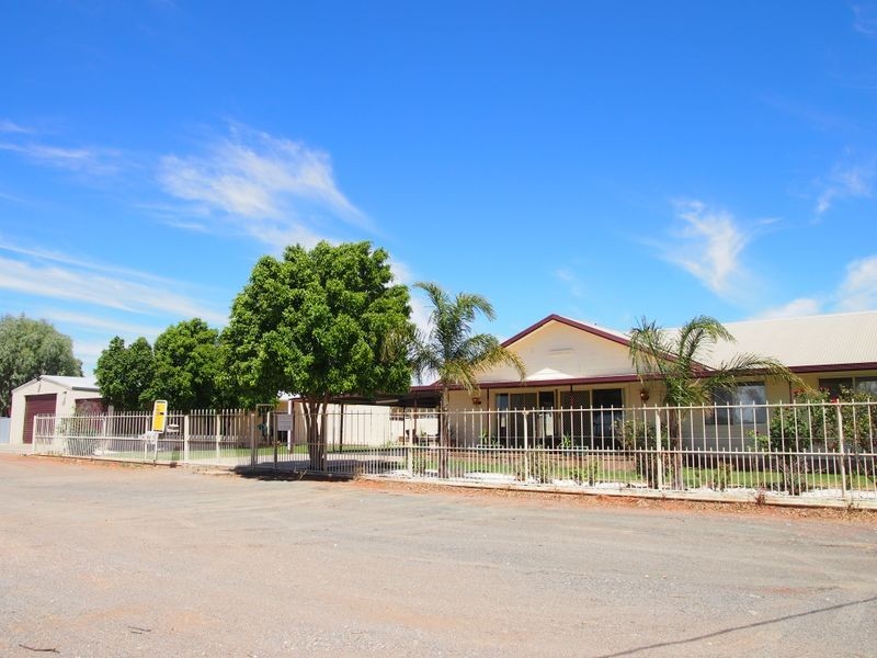 17 Racecourse Road, Broken Hill NSW 2880