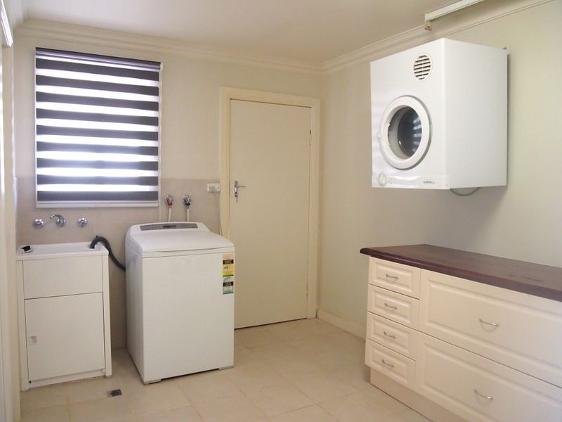 17 Racecourse Road, Broken Hill NSW 2880