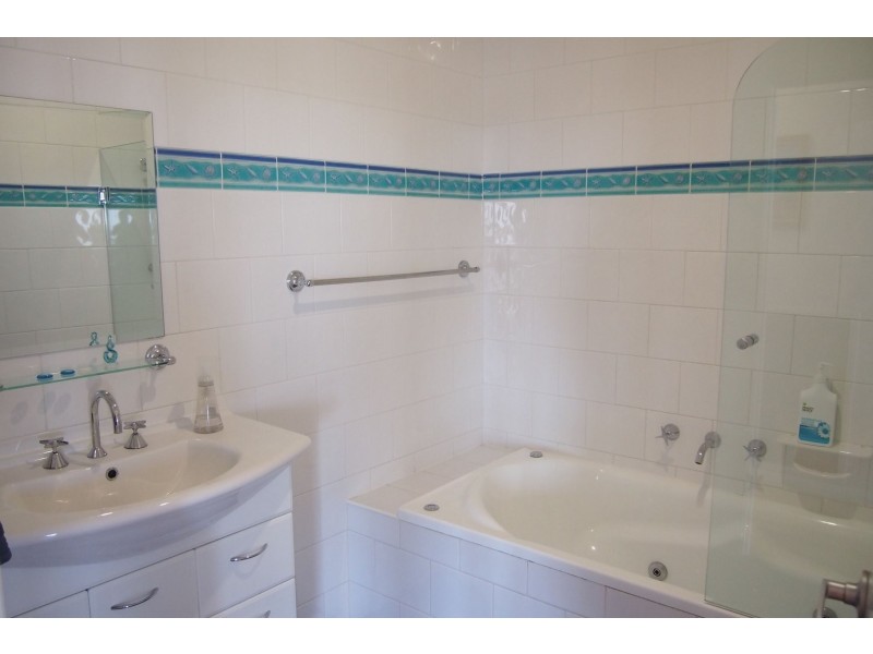 77 Thomas Street, Broken Hill NSW 2880