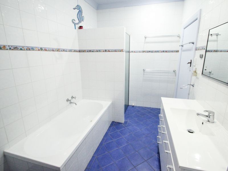 354 Brookfield Ave, Broken Hill NSW 2880