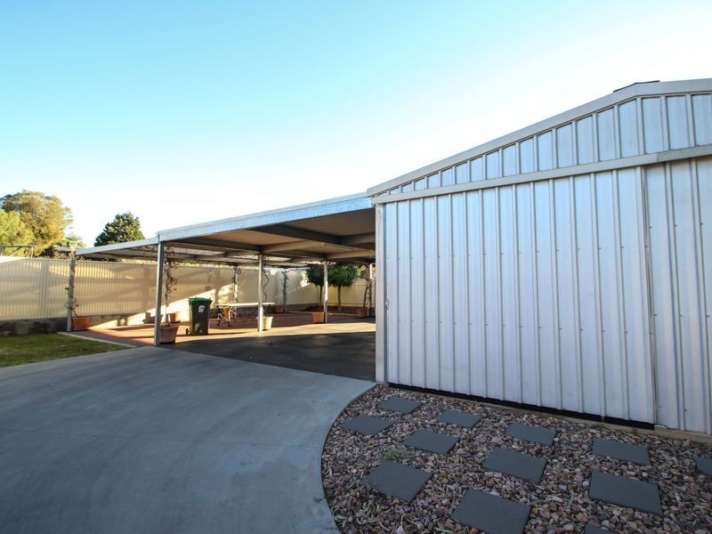 354 Brookfield Ave, Broken Hill NSW 2880
