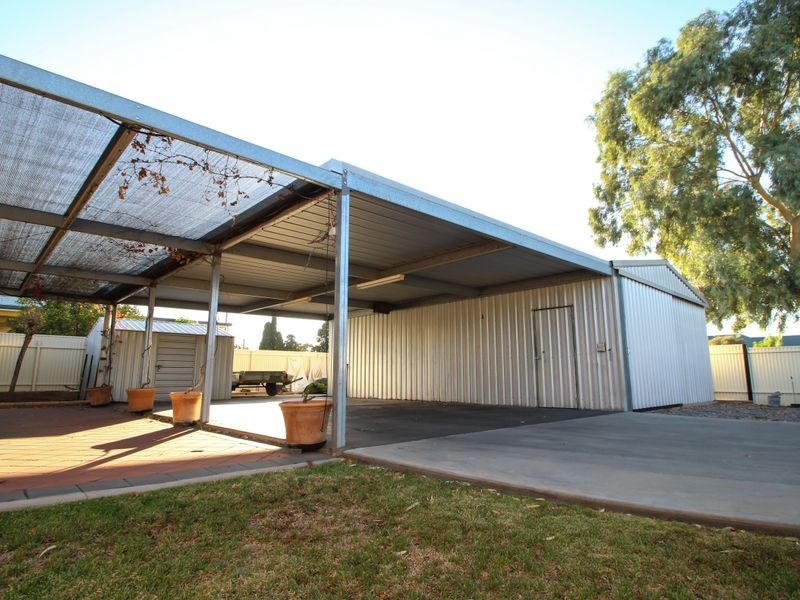 354 Brookfield Ave, Broken Hill NSW 2880
