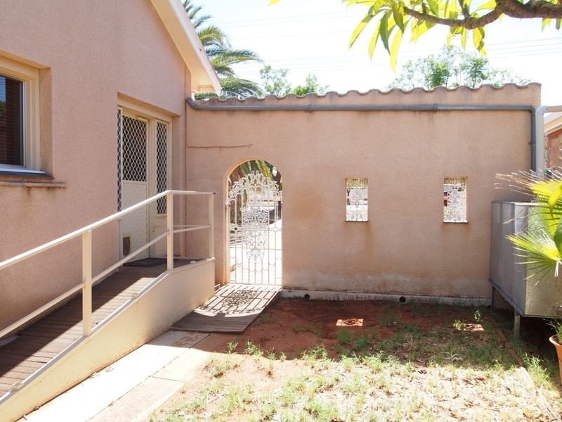 377 Gossan Street, Broken Hill NSW 2880