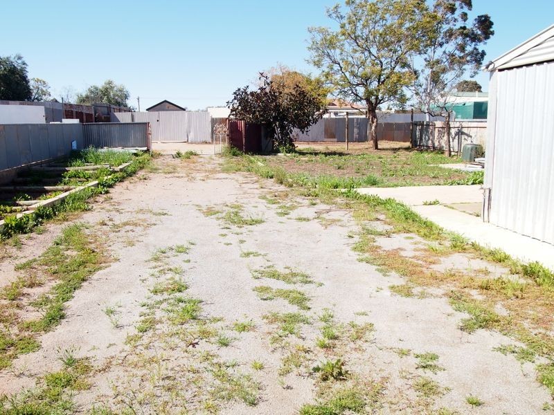 127 Gaffney Lane, Broken Hill NSW 2880