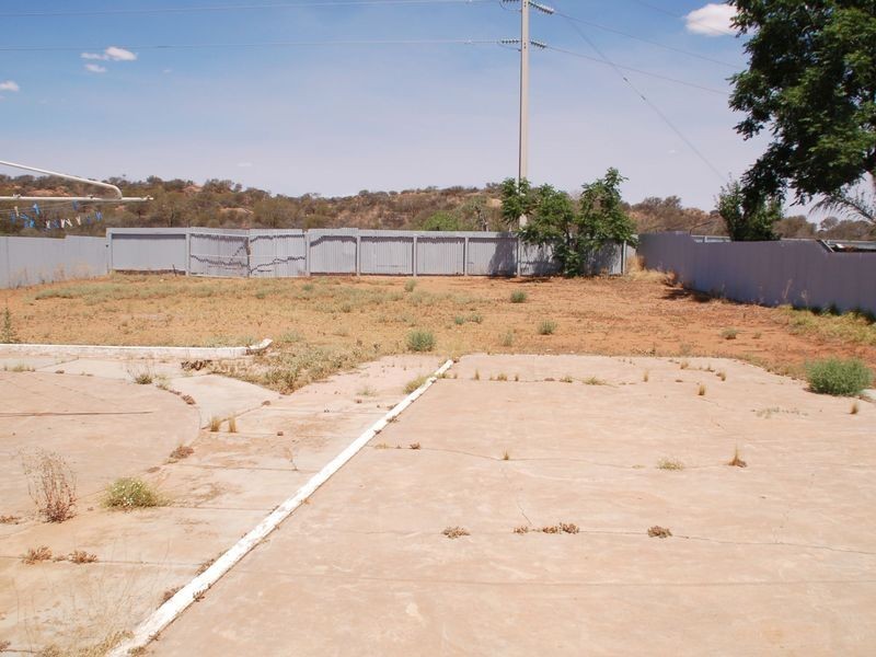 275 Knox Street, Broken Hill NSW 2880