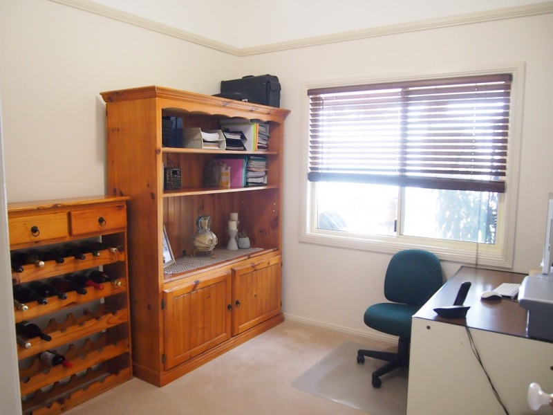 90 Gaffney Street, Broken Hill NSW 2880