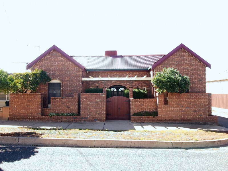 114 Chloride Street, Broken Hill NSW 2880