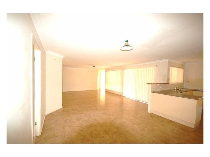 135 Rue Montaigne, Petrie QLD 4502