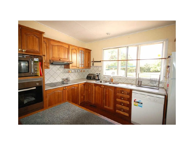 145 Bray Road, Lawnton QLD 4501