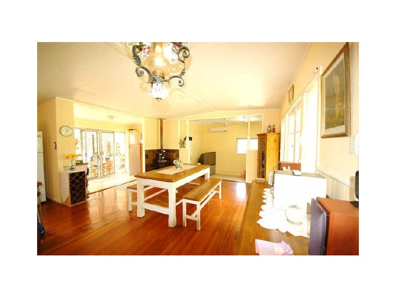 145 Bray Road, Lawnton QLD 4501