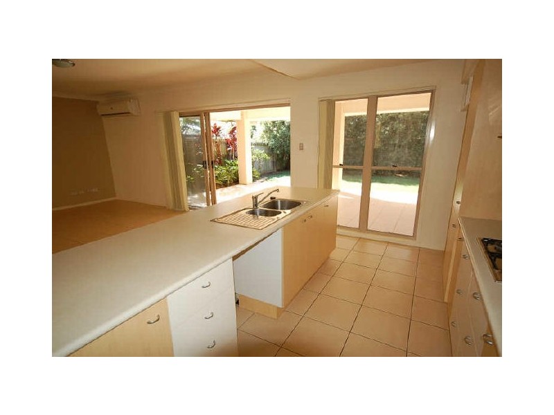 North Lakes QLD 4509