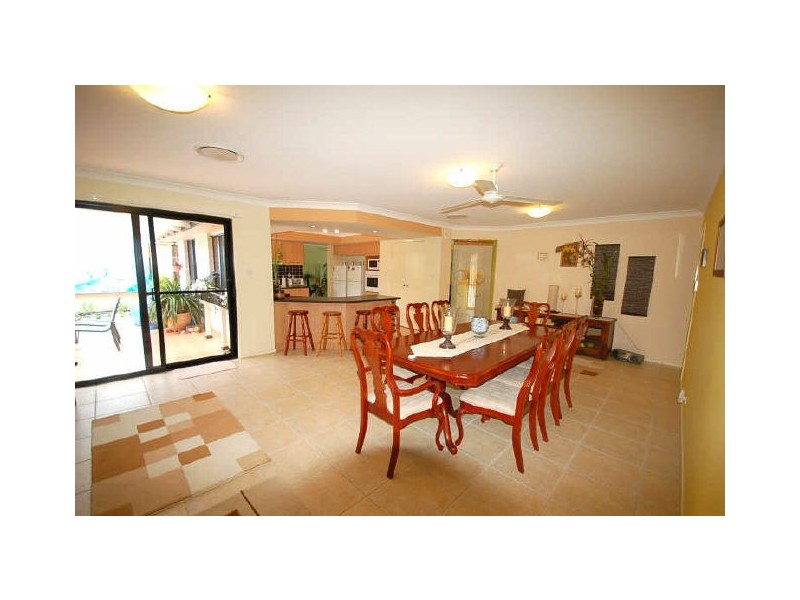 North Lakes QLD 4509