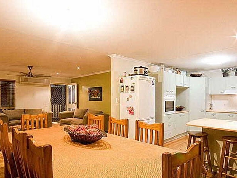 Warner QLD 4500