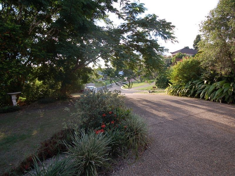 4 Ritchie Court, Petrie QLD 4502