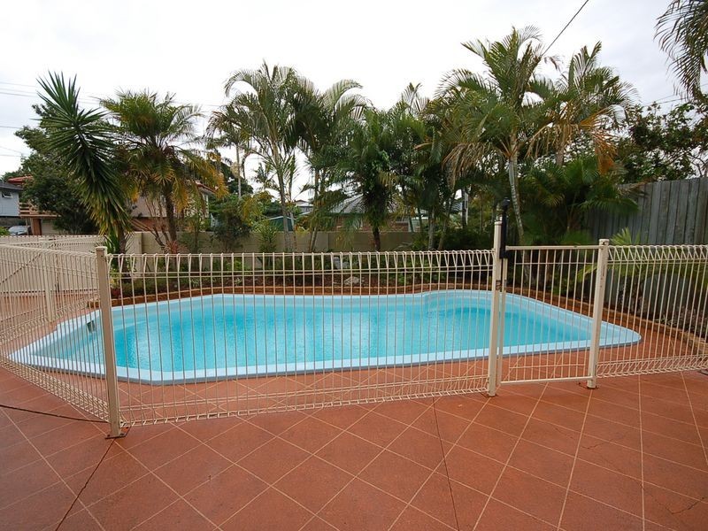 16 Shelley Street, Strathpine QLD 4500