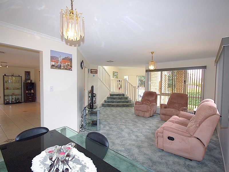 12 Kinross Street, Strathpine QLD 4500