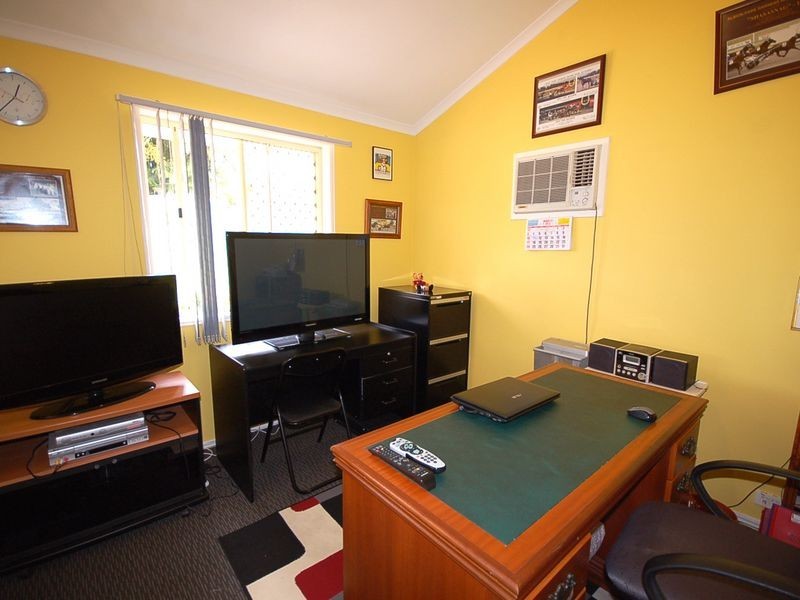 12 Kinross Street, Strathpine QLD 4500