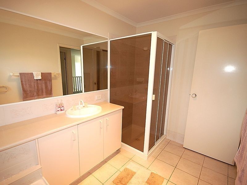 12 Kinross Street, Strathpine QLD 4500