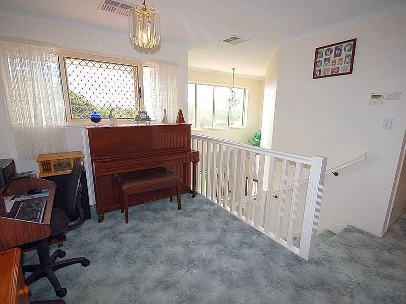 12 Kinross Street, Strathpine QLD 4500