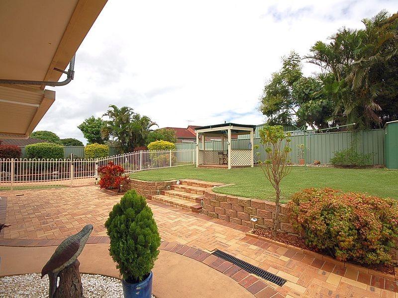 12 Kinross Street, Strathpine QLD 4500