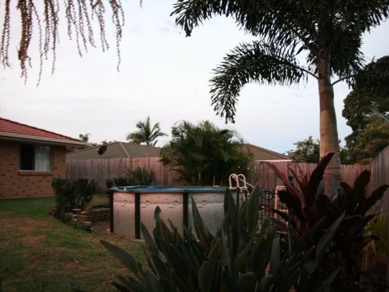 9 Freedom Drive, Kallangur QLD 4503